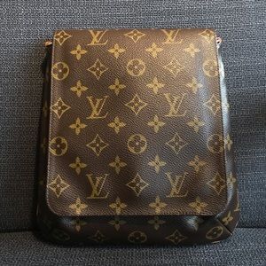 Louis Vuitton Musette bag